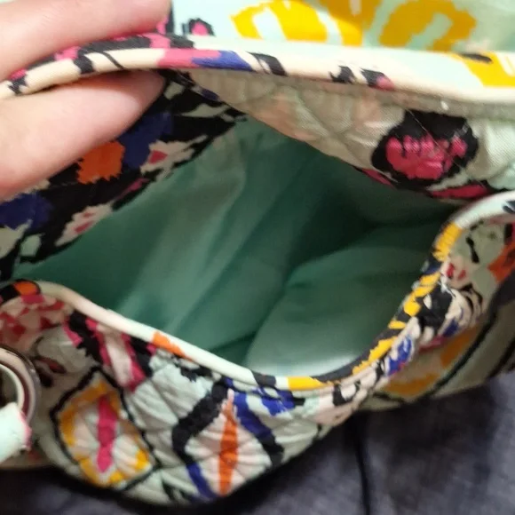 Vera Bradley Bag - Picture 8 of 9